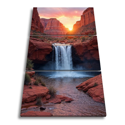 Leinwandbild Sonnenuntergang küsst tosenden Wasserfall im roten Canyon XXL – Natur - deyoli