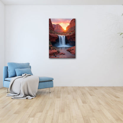 Leinwandbild Sonnenuntergang küsst tosenden Wasserfall im roten Canyon XXL – Natur - deyoli