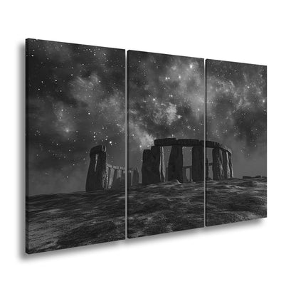 Leinwandbild Sternennacht über Steinen – Stonehenge trifft auf das Universum. - deyoli