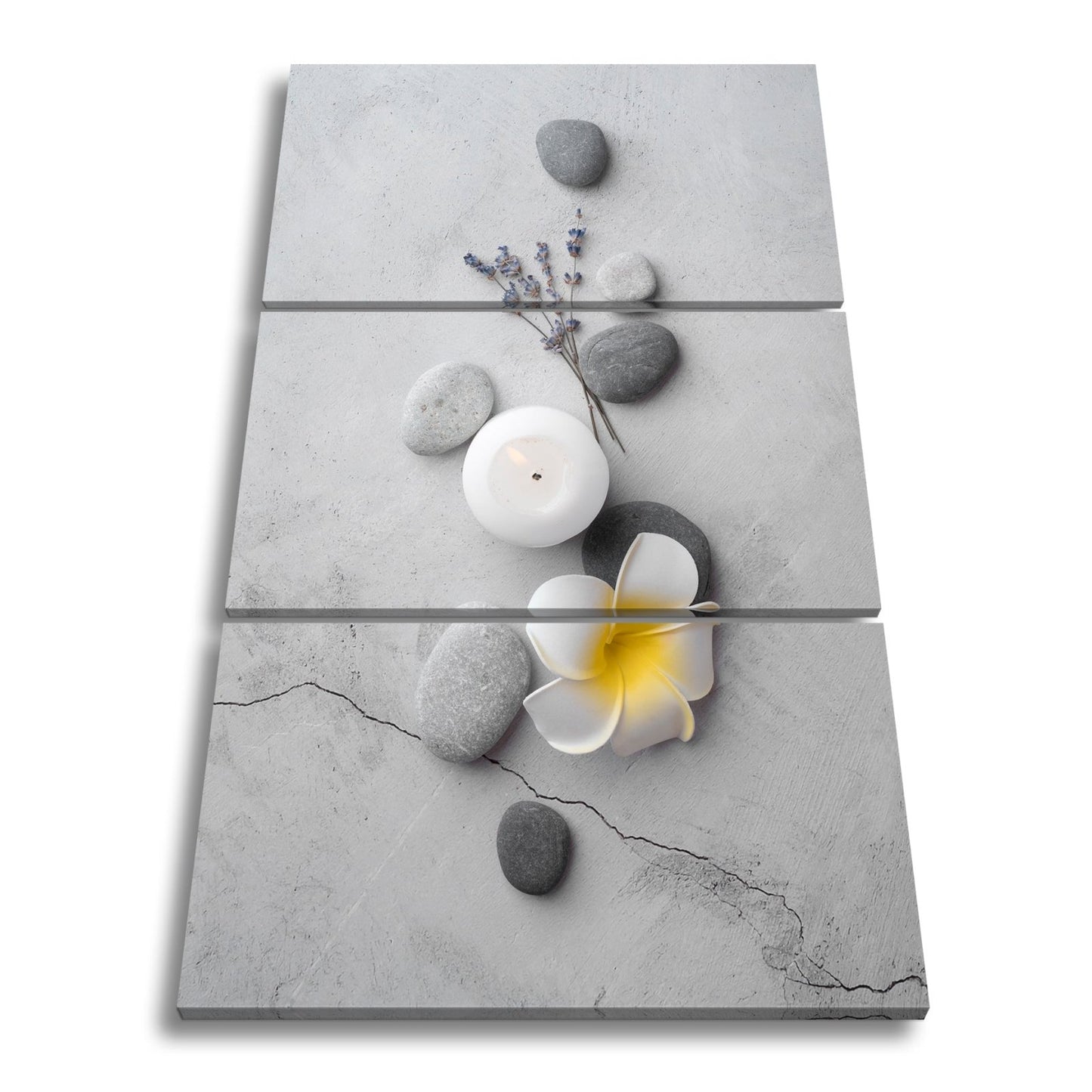 Leinwandbild Stille Schönheit mit Stein, Lavendel und Kerzenlicht. - deyoli