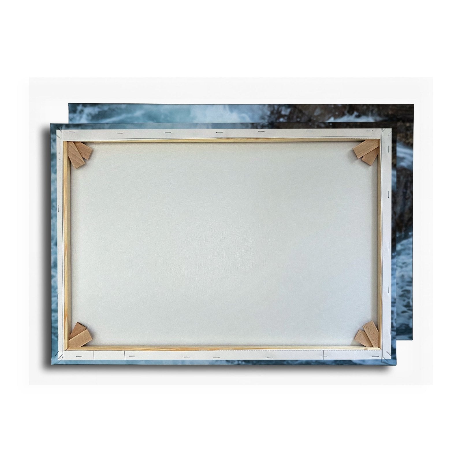 Leinwandbild Stürzender Jäger im Wellenschlag mit Beute - deyoli