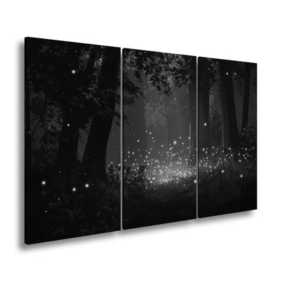 Leinwandbild Tanzende Glühwürmchen erhellen einen nächtlichen Wald - deyoli