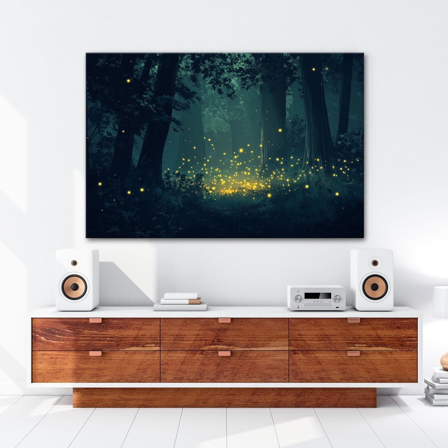 Leinwandbild Tanzende Glühwürmchen erhellen einen nächtlichen Wald - deyoli