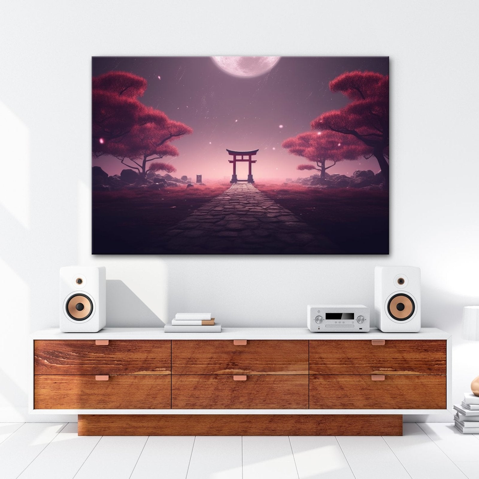 Leinwandbild Torii im Mondlicht – Stille trifft auf Ewigkeit. - deyoli