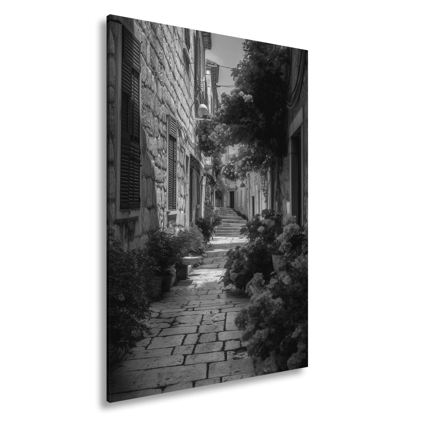 Leinwandbild Verwunschene Gasse voller Blütenpracht und mediterranem Charme - deyoli