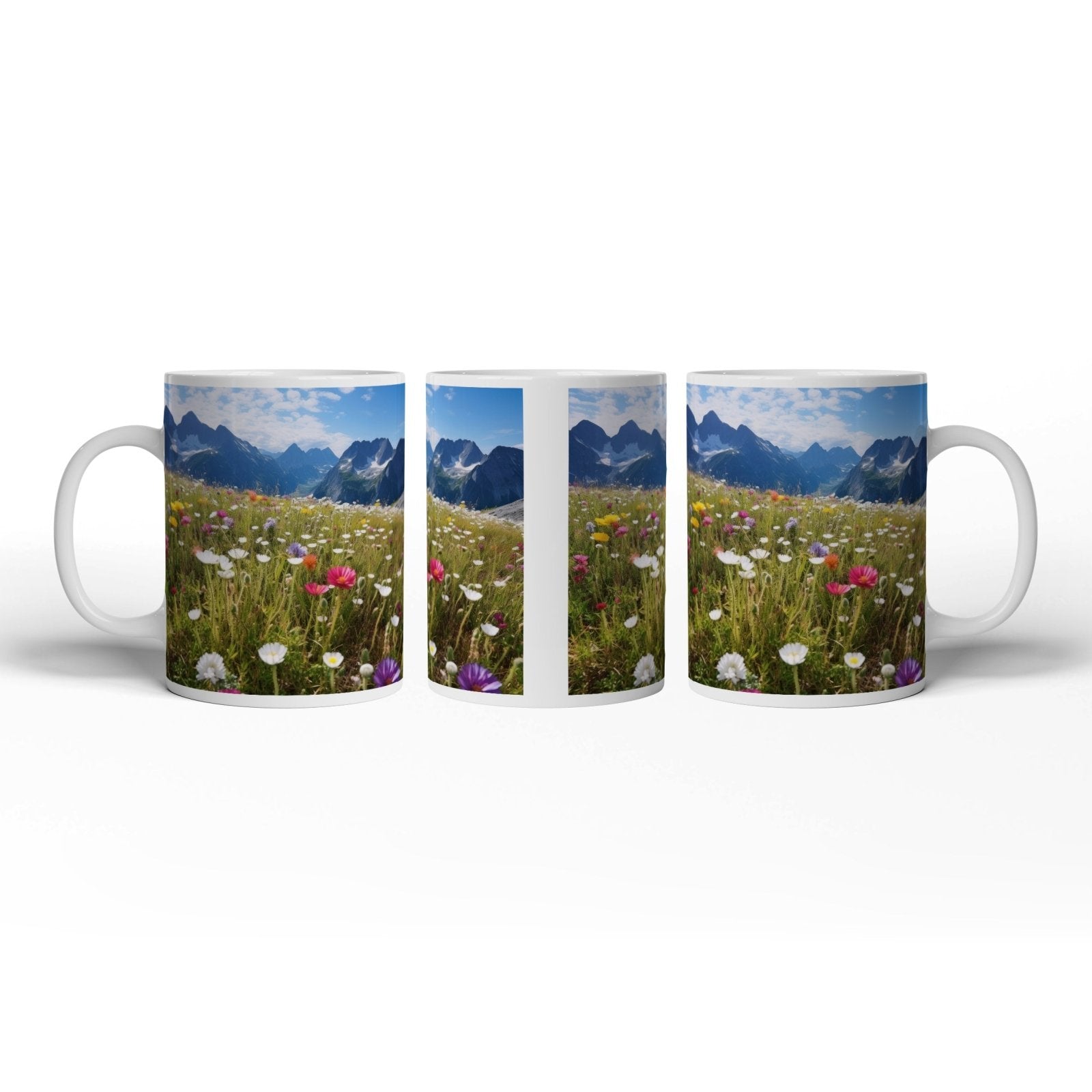Motivtasse Alpenblumen erblühen stolz vor majestätischer Bergkulisse. - deyoli