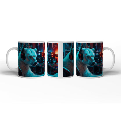 Motivtasse Cool und konzentriert – Eisbär in der Gaming - Zentrale. - deyoli