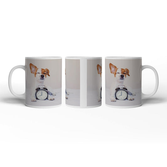 Motivtasse Der Wecker hat verloren – Hund genießt den Morgen. - deyoli