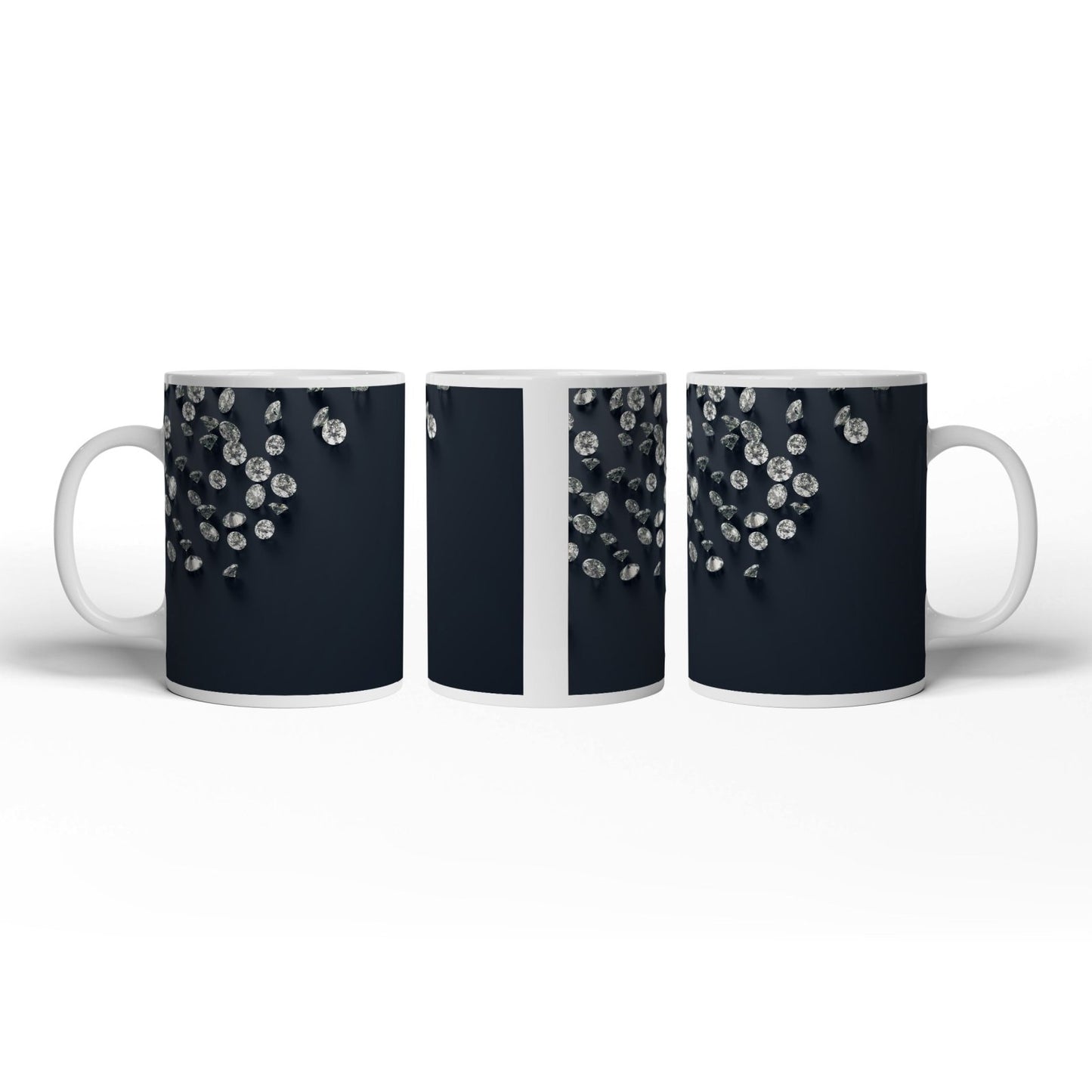 Motivtasse Diamanten auf Samt – funkelnde Stille im Raum. - deyoli