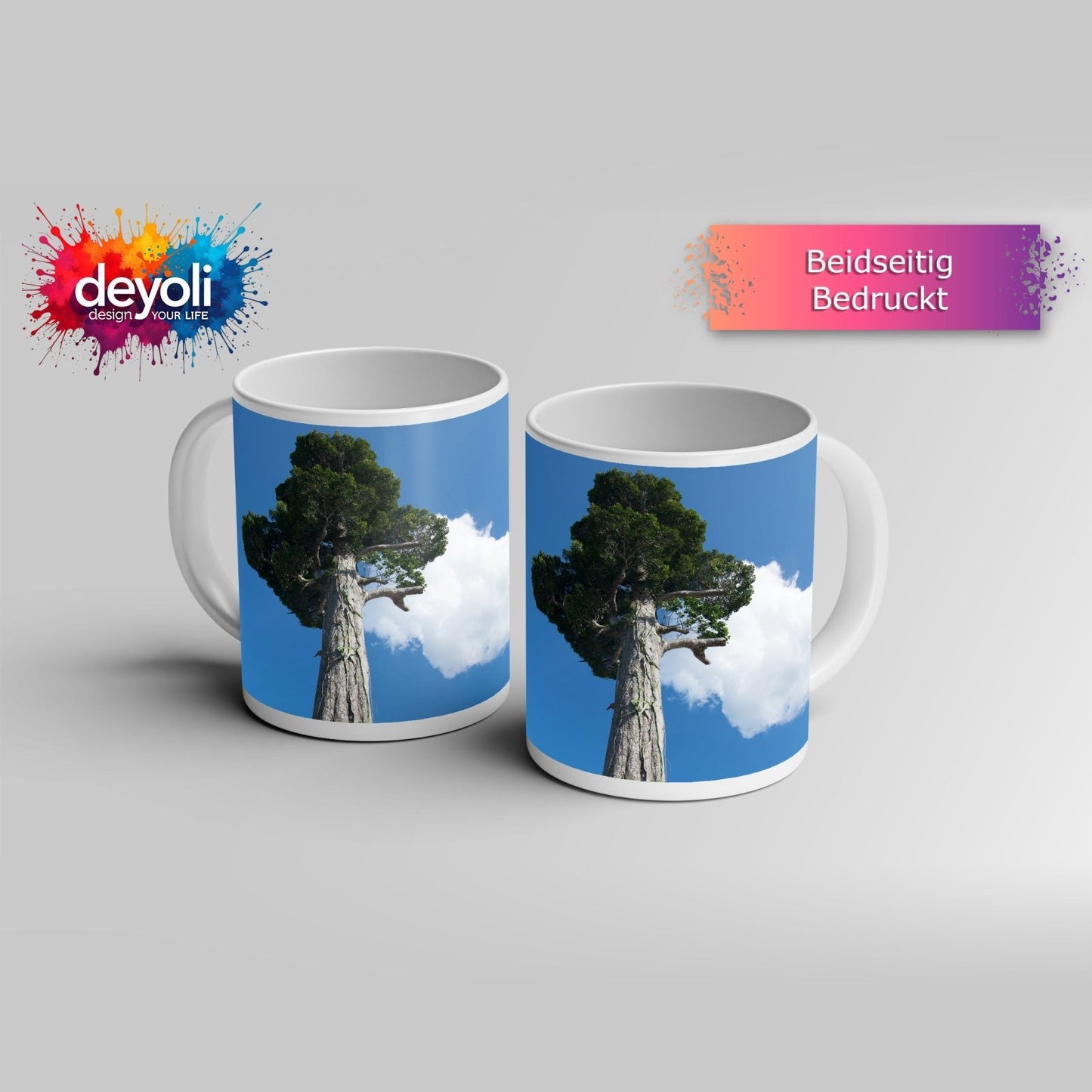 Motivtasse Ein Riese aus Holz streckt sich in den Himmel. - deyoli