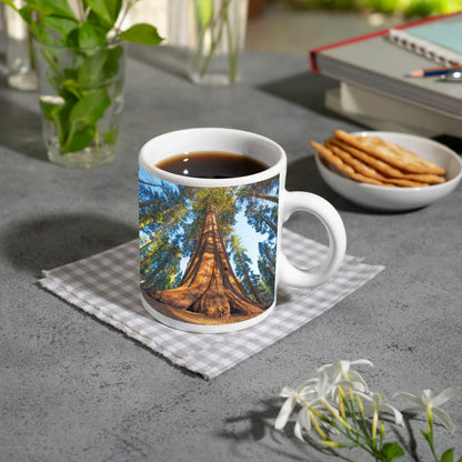 Motivtasse Ein Waldgigant im Lichtspiel des Morgens. - deyoli