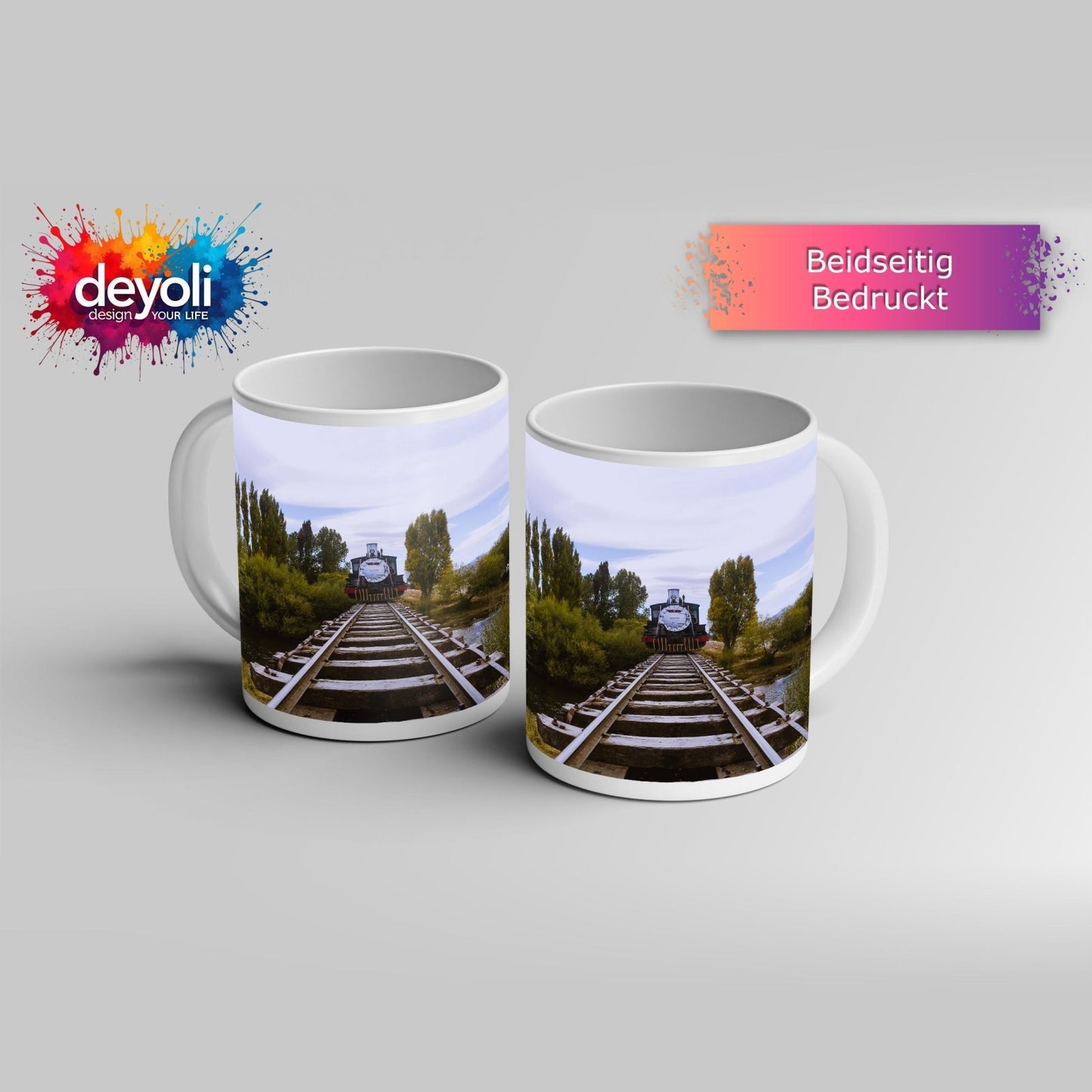 Motivtasse Ein Zug, der direkt in die Stille der Natur fährt. - deyoli