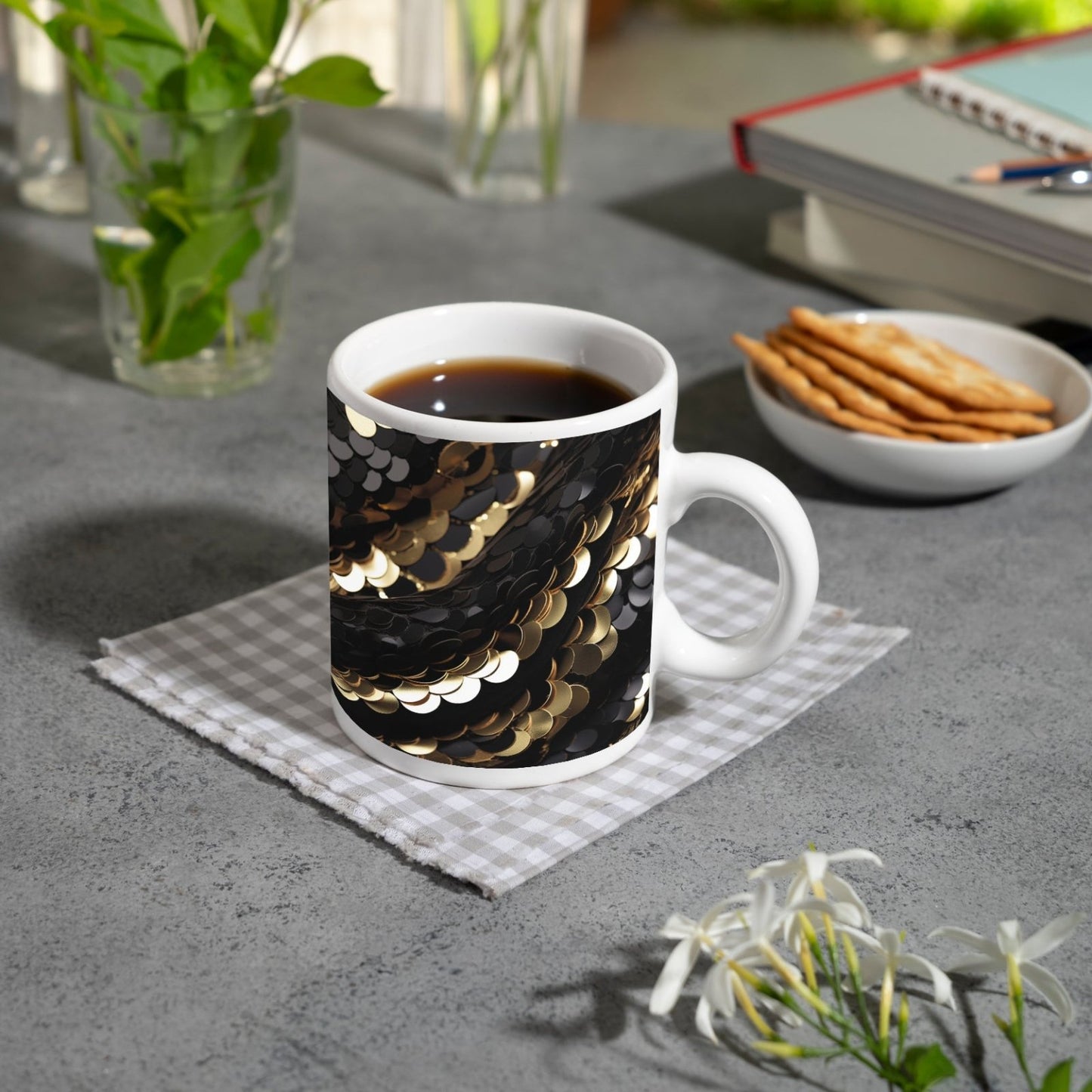 Motivtasse Gold und Schwarz tanzen in schimmernder Harmonie. - deyoli