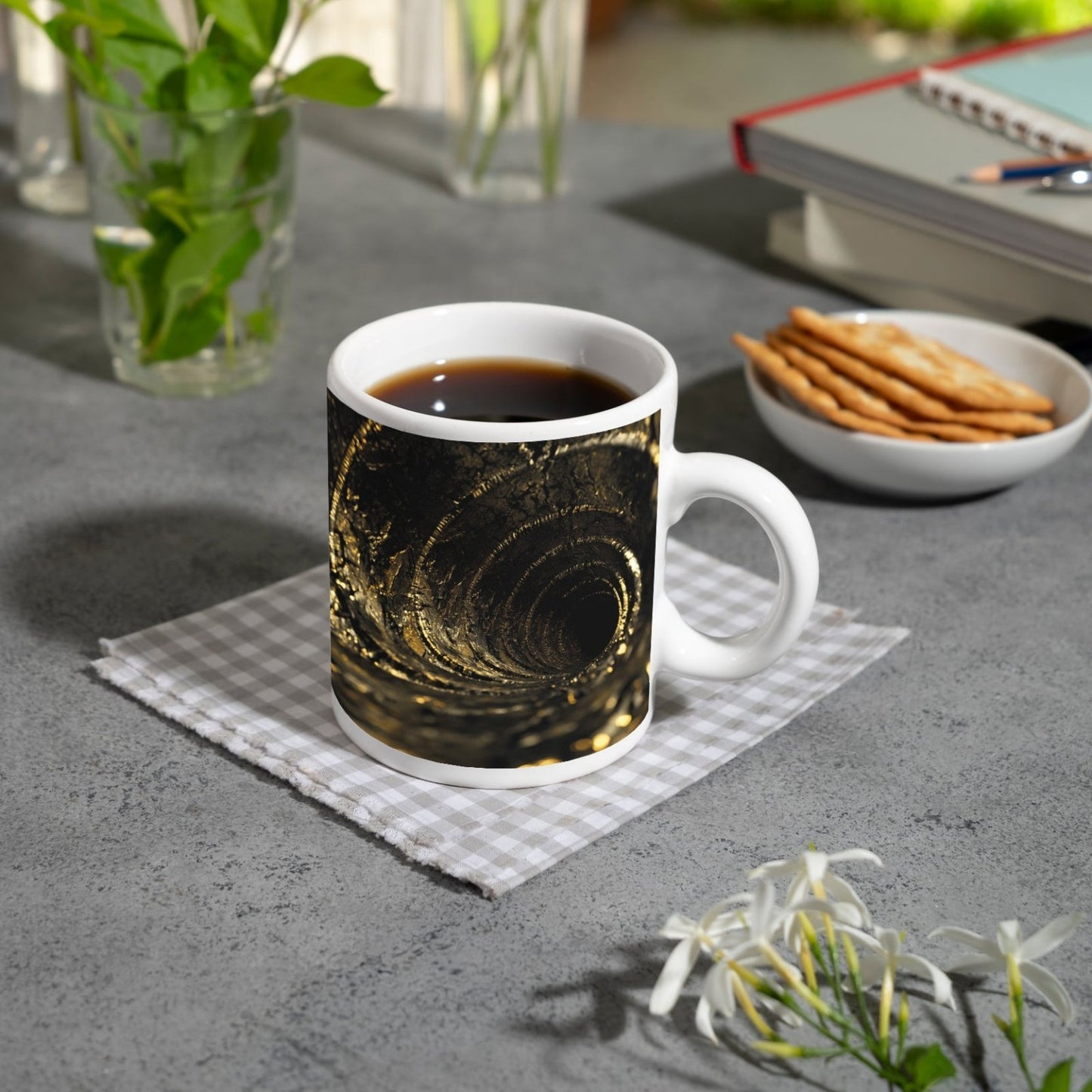 Motivtasse Goldene Spirale – der Abgrund flüstert in Glanz. - deyoli