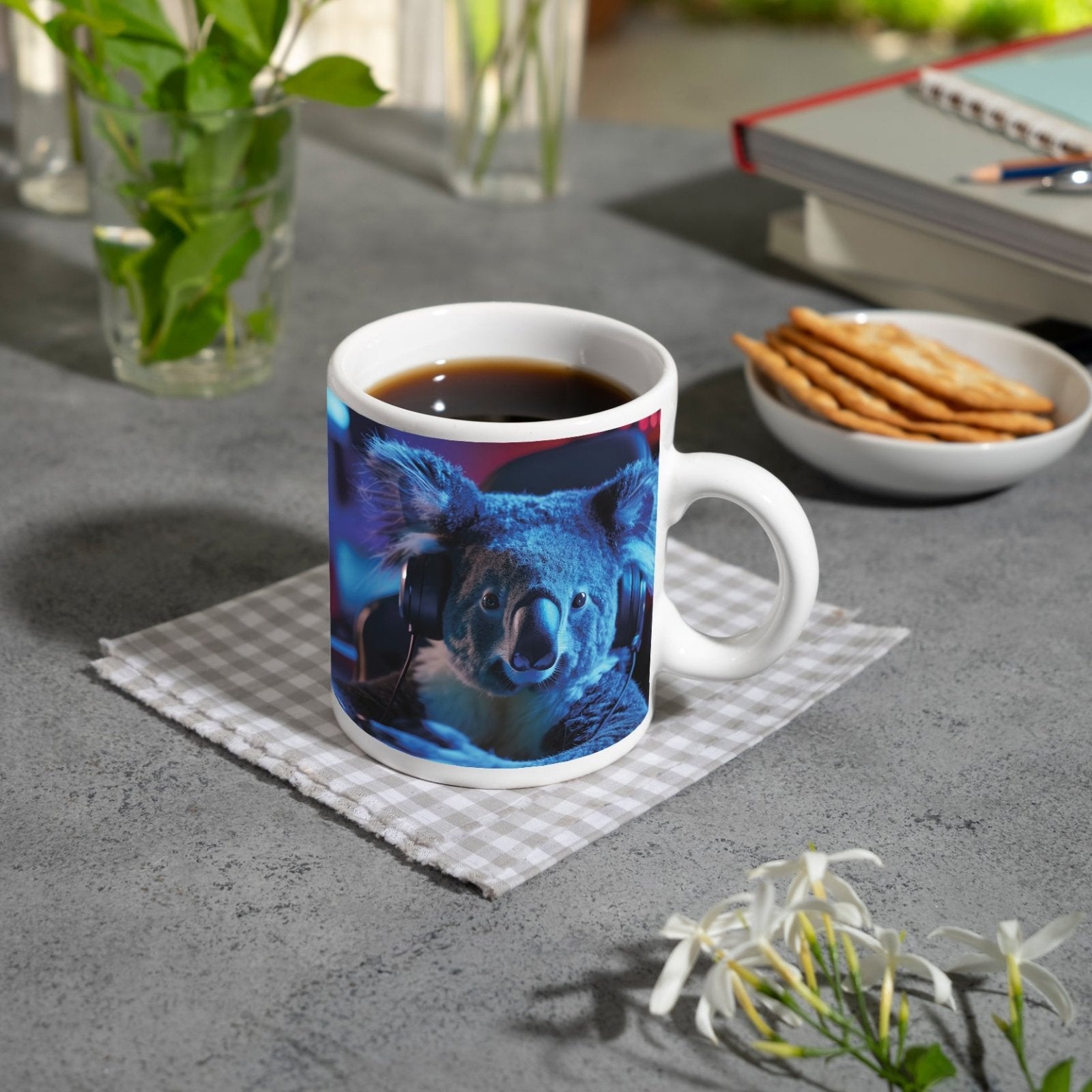 Motivtasse Koala im Gaming - Fieber – Fokus im blauen Neonlicht. - deyoli