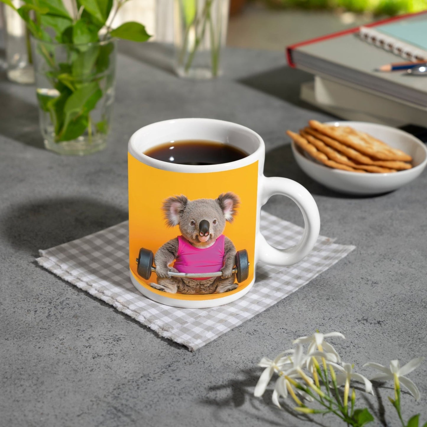 Motivtasse Koala - Power – flauschig stark mit Hantel und Stil. - deyoli
