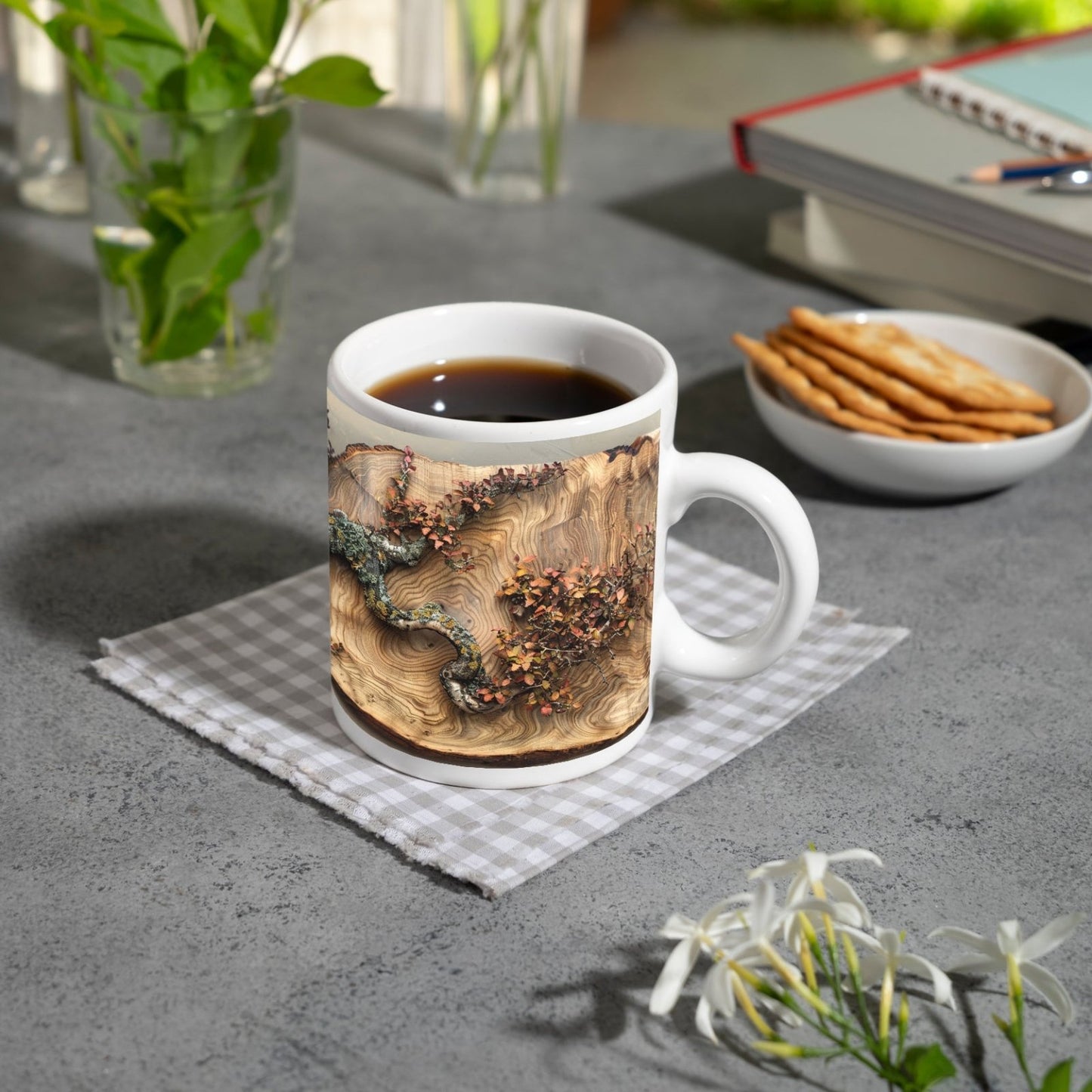Motivtasse Kunstvoller Ast auf edlem Holz – Natur als Gemälde. - deyoli