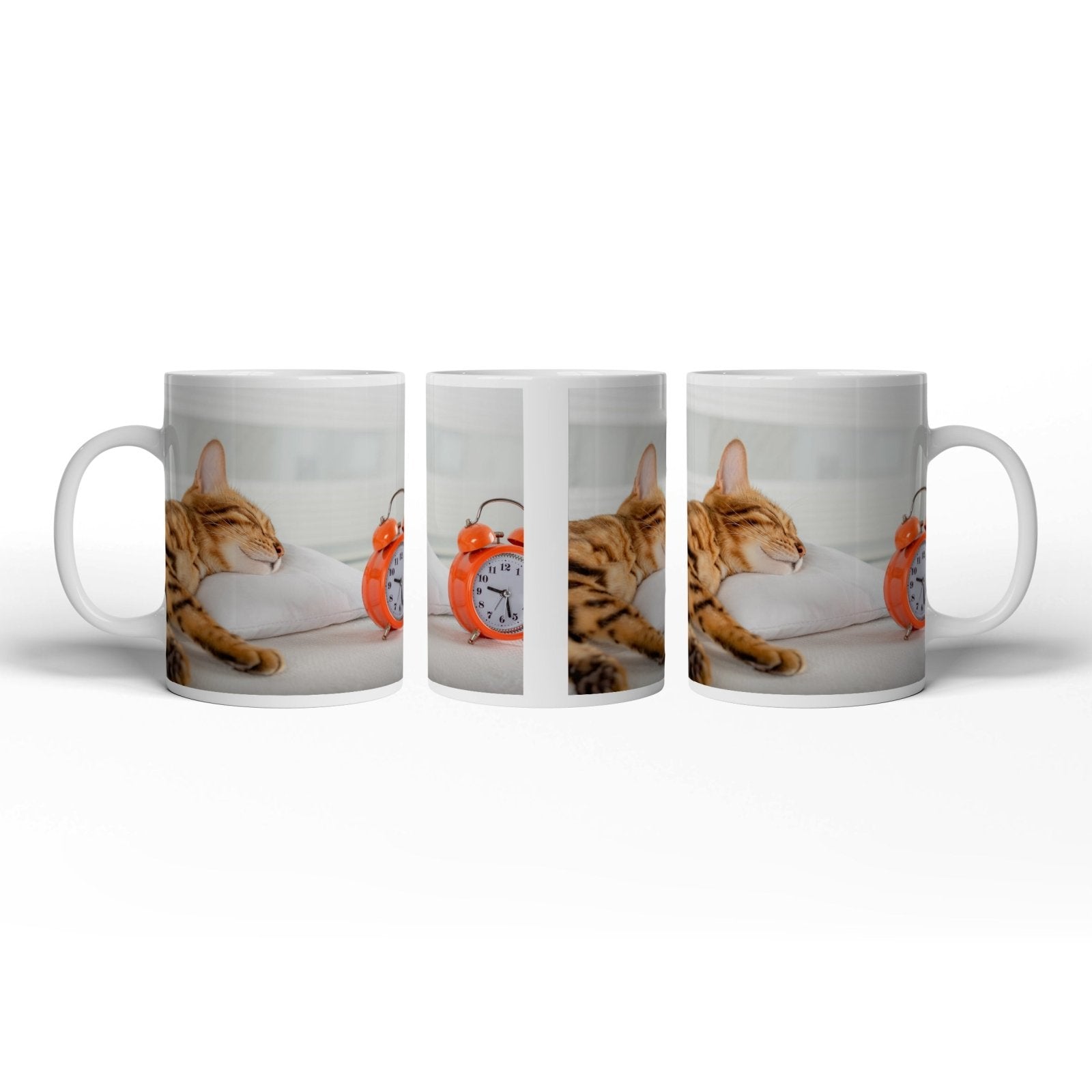 Motivtasse Schlummerkatze und Uhr – Zeit steht still im Traum. - deyoli