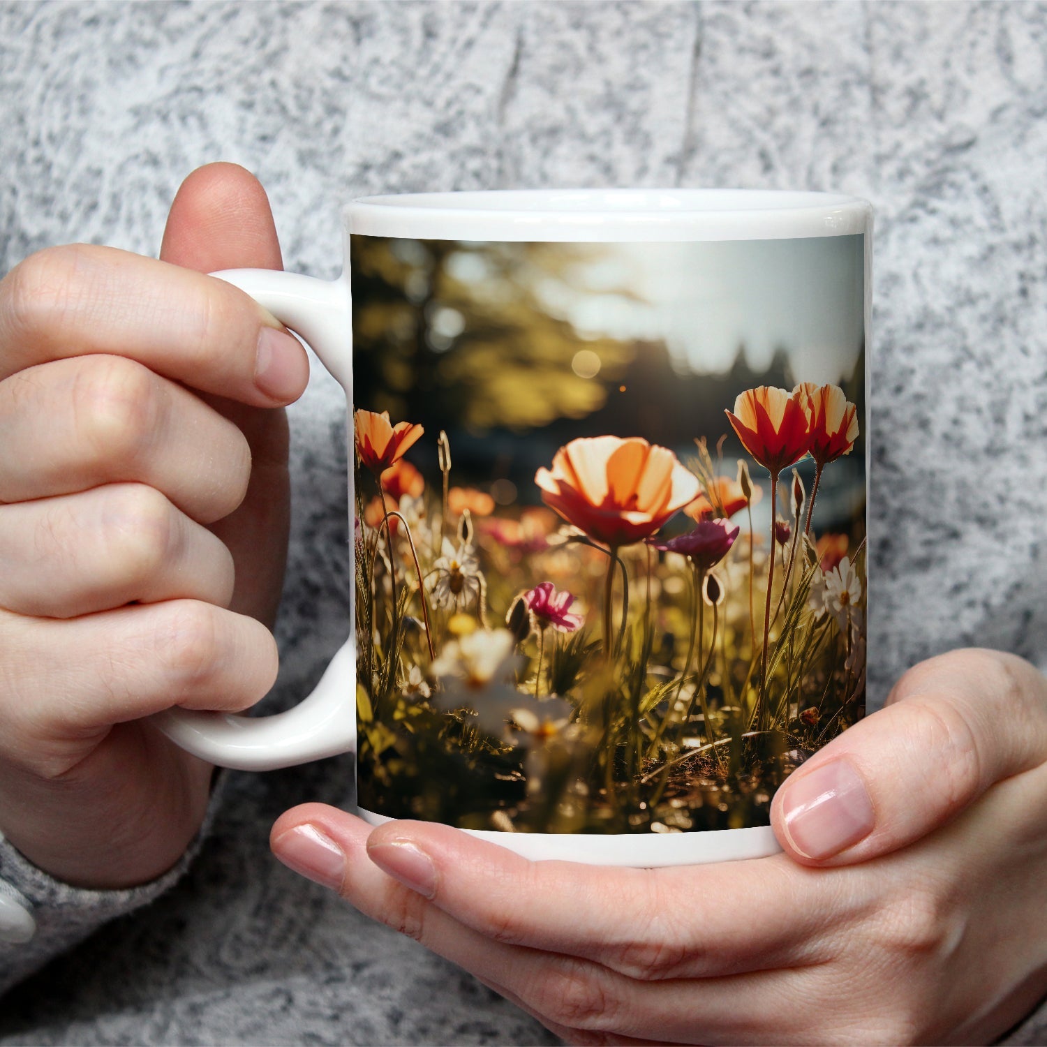 Motivtasse Sonnenstrahlen fluten ein Meer aus leuchtenden Blüten. - deyoli