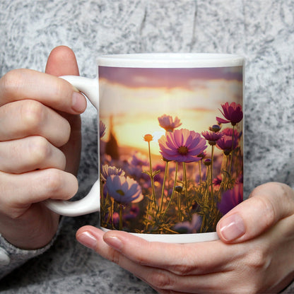 Motivtasse Sonnenuntergang küsst ein Meer aus zarten Kosmeen. - deyoli
