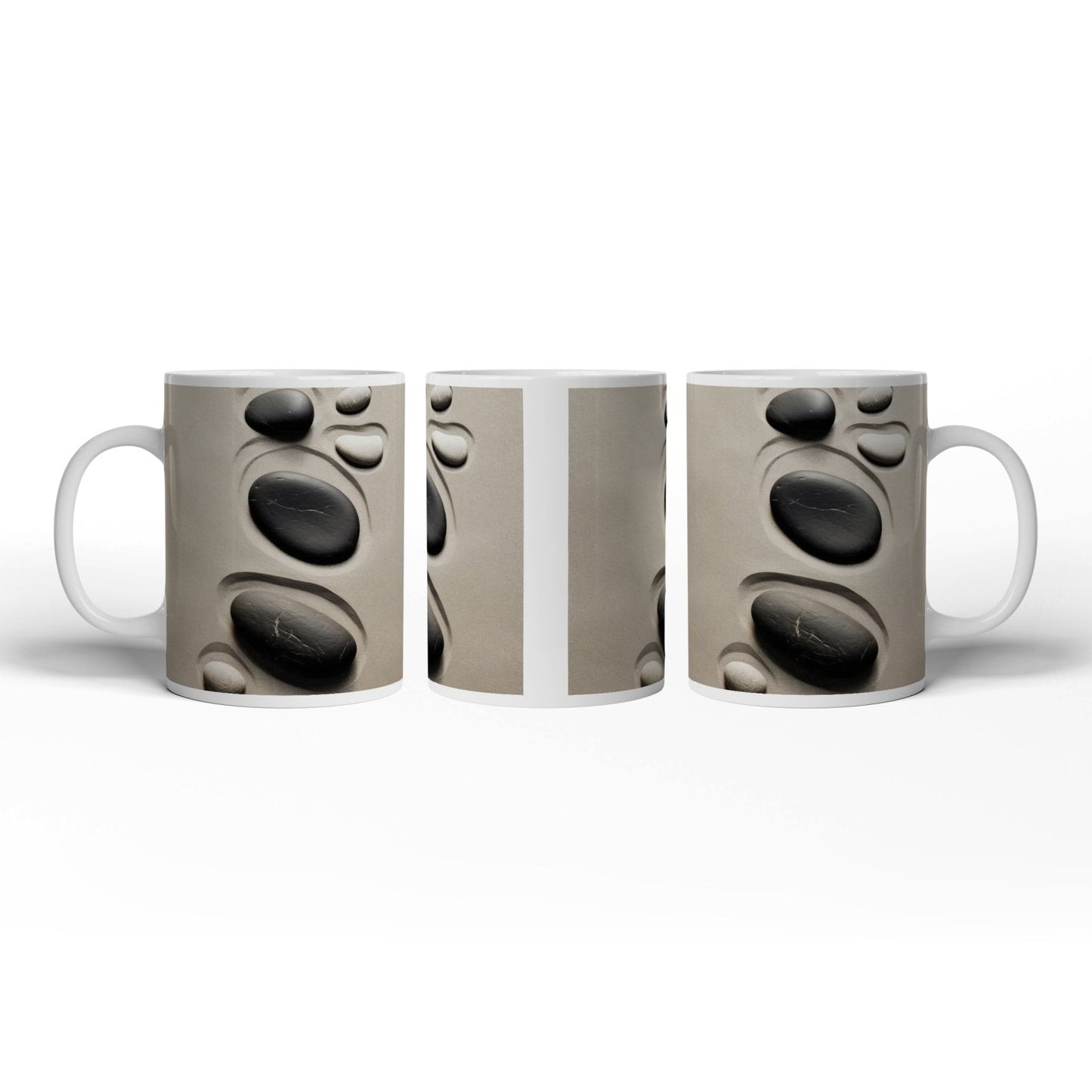 Motivtasse Steine im Sand – gezeichnete Spuren stiller Bewegung. - deyoli