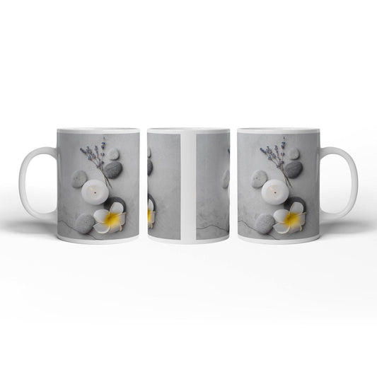 Motivtasse Stille Schönheit mit Stein, Lavendel und Kerzenlicht. - deyoli