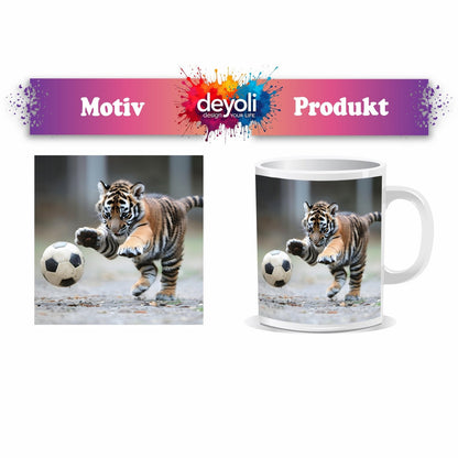 Motivtasse Tigerbaby im Spielrausch – voller Energie am Ball. - deyoli