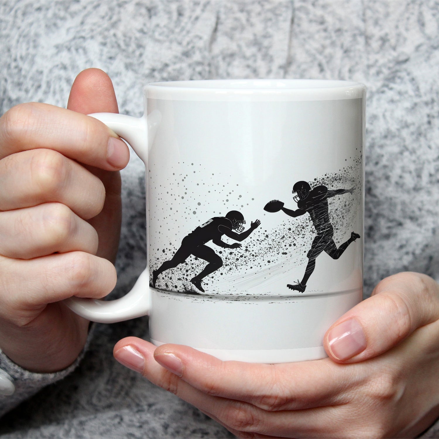 Motivtasse Tinte trifft Taktik – Football als künstlerische Explosion. - deyoli