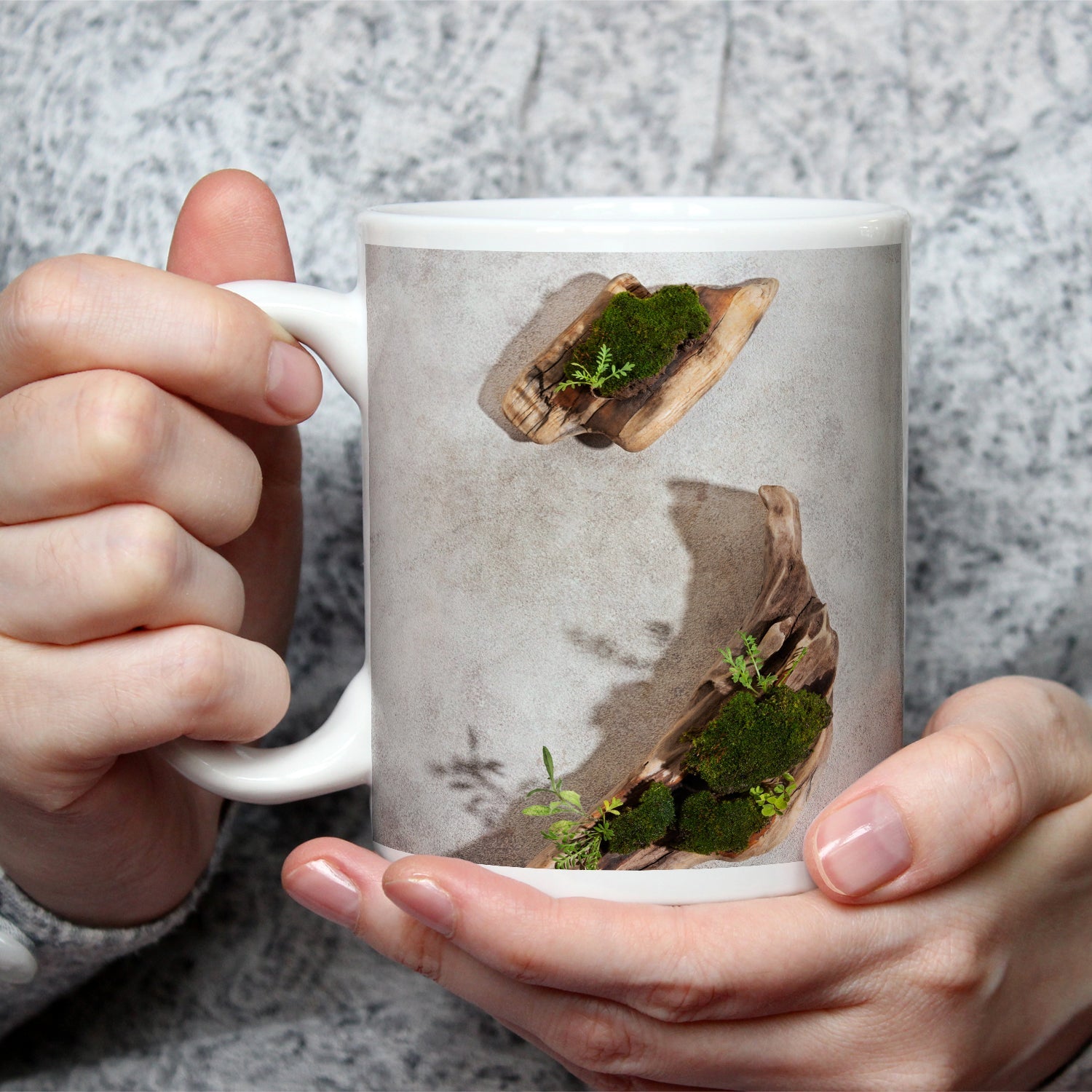 Motivtasse Zen trifft Design – Moosgarten auf Treibholz. - deyoli